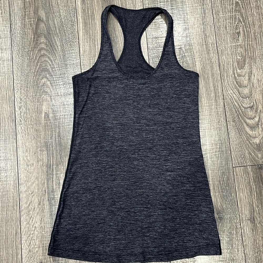 Lululemon Cool Racerback blue Heather tank size 6